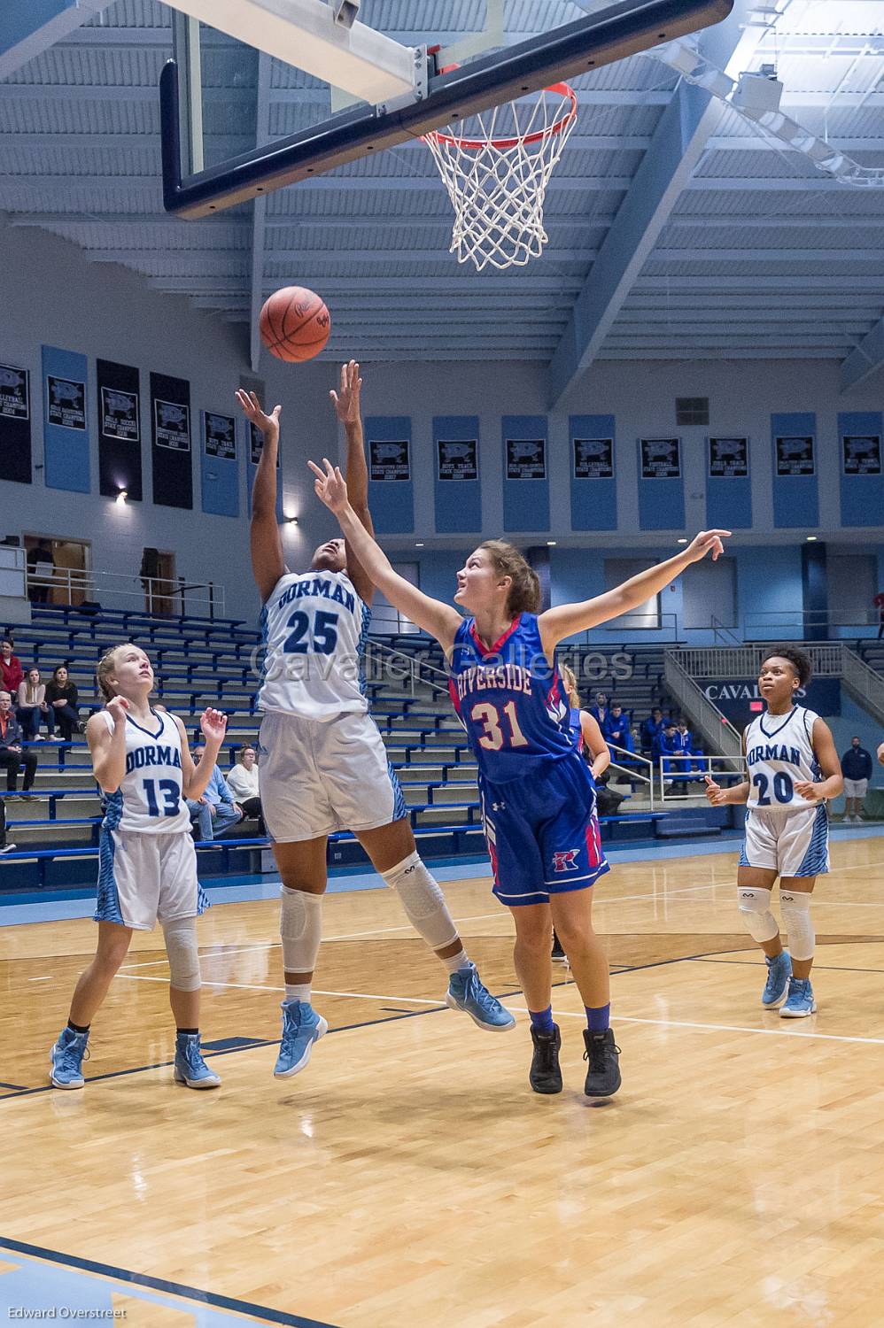 VarLadiesBBvsRiverside 70.jpg